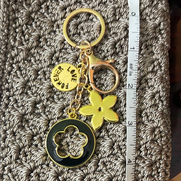 Gold and Black Bag Charm Keychain with Flower Charms - Picture 4 of 5